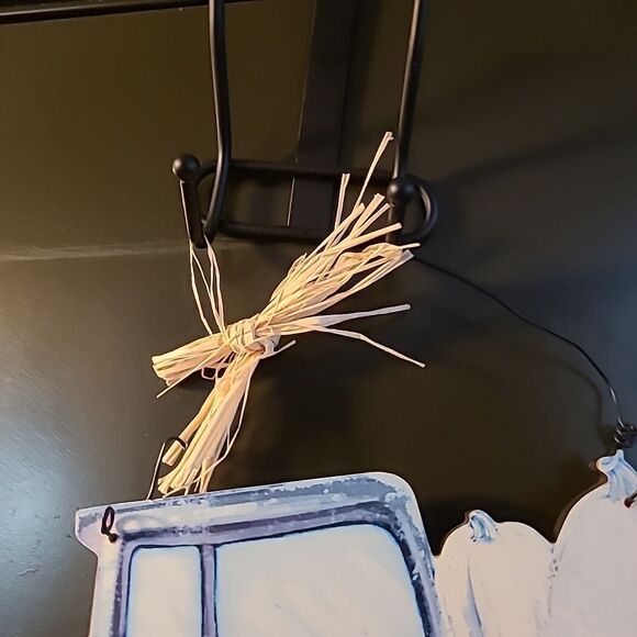 Hobby Lobby  Welcome Sign - Picture 2 of 9